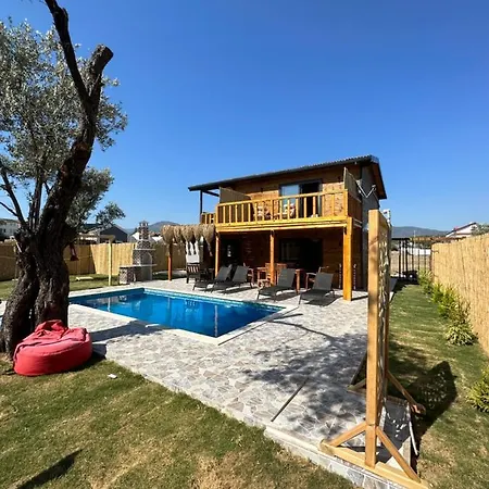 De Denize Yakin Lux